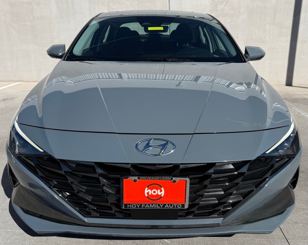 Used 2022 Hyundai Elantra SEL Sedan