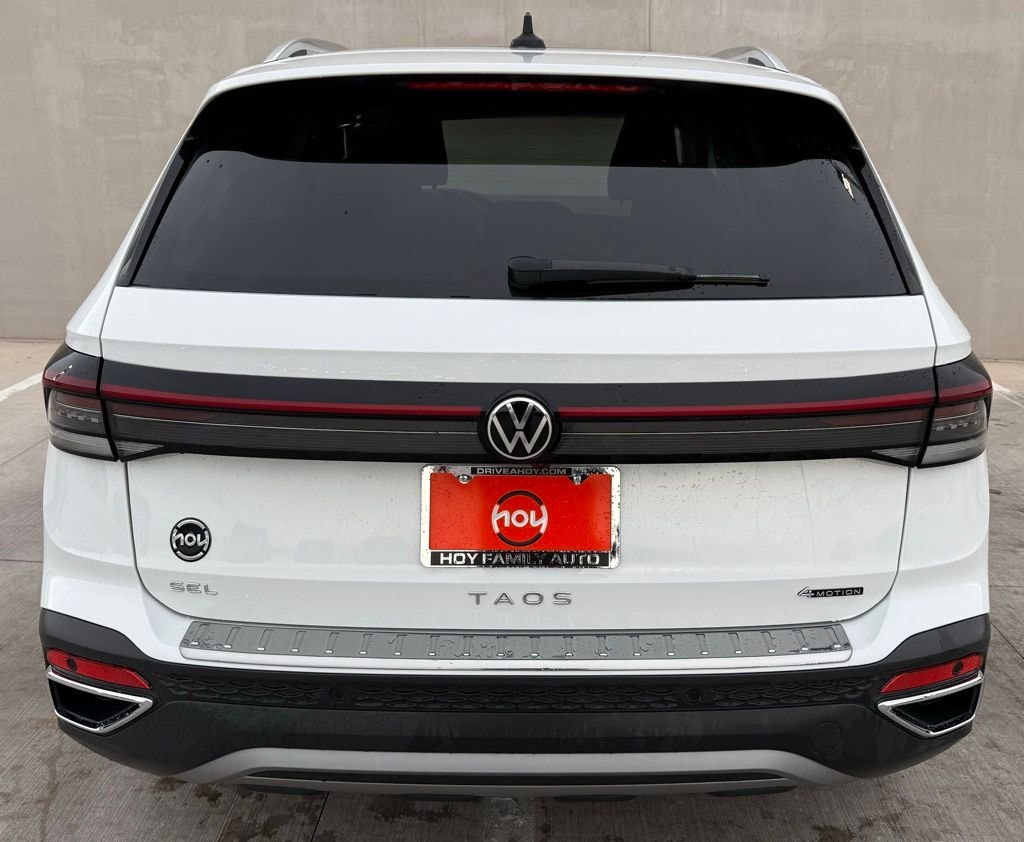 Certified 2025 Volkswagen Taos 1.5T SEL SUV
