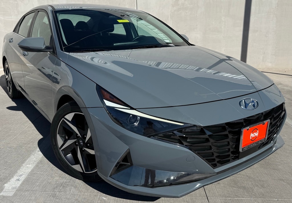 Used 2022 Hyundai Elantra SEL Sedan
