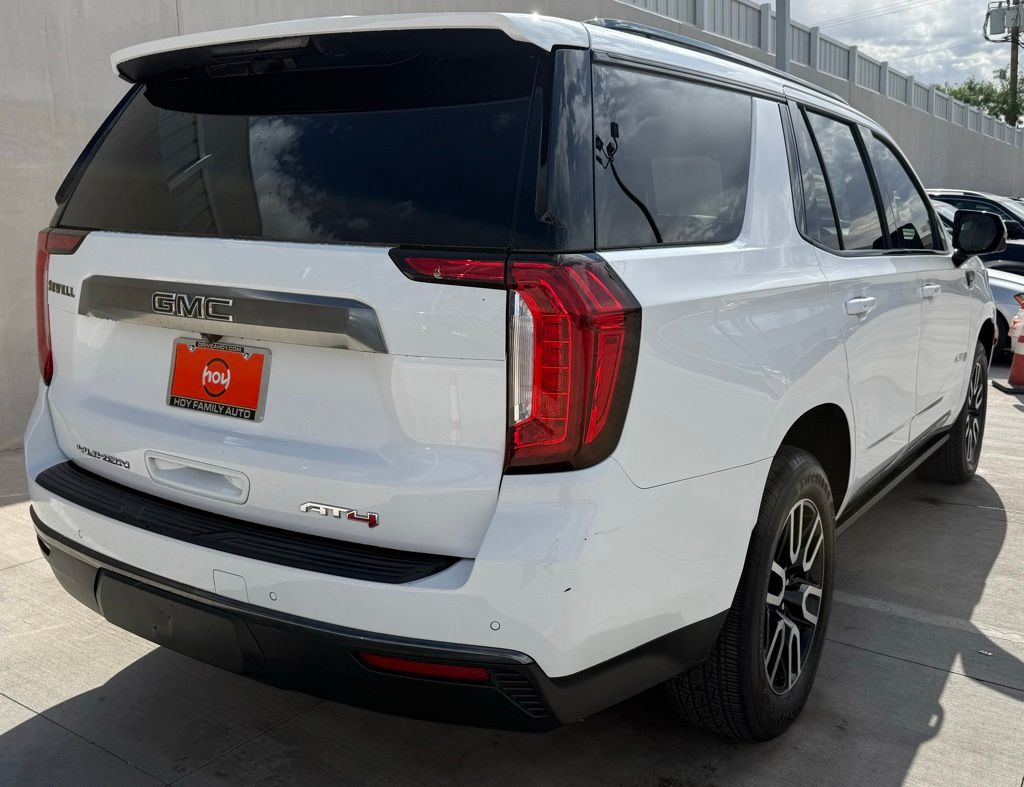 2021 GMC Yukon AT4 - Photo 9