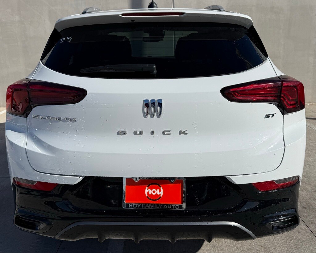 2024 Buick Encore GX Sport Touring photo 4