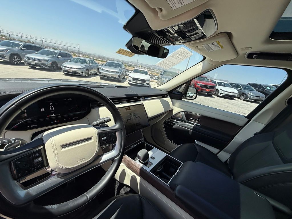 2024 Land Rover Range Rover SE - Photo 12