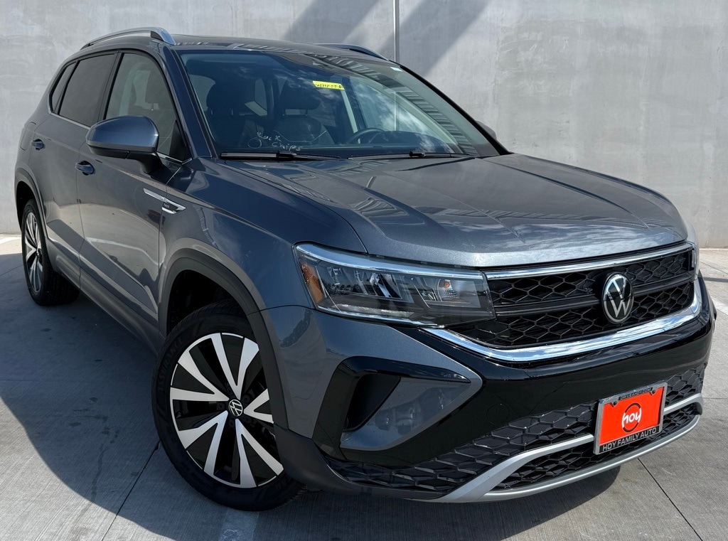 Used 2024 Volkswagen Taos 1.5T SE SUV