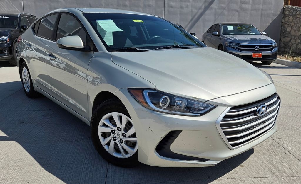 Used 2018 Hyundai Elantra SE Sedan