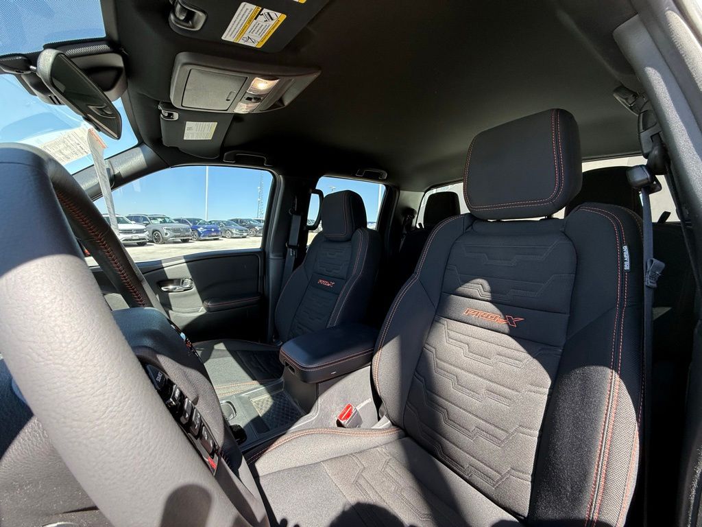 2025 Nissan Frontier PRO-X - Photo 16