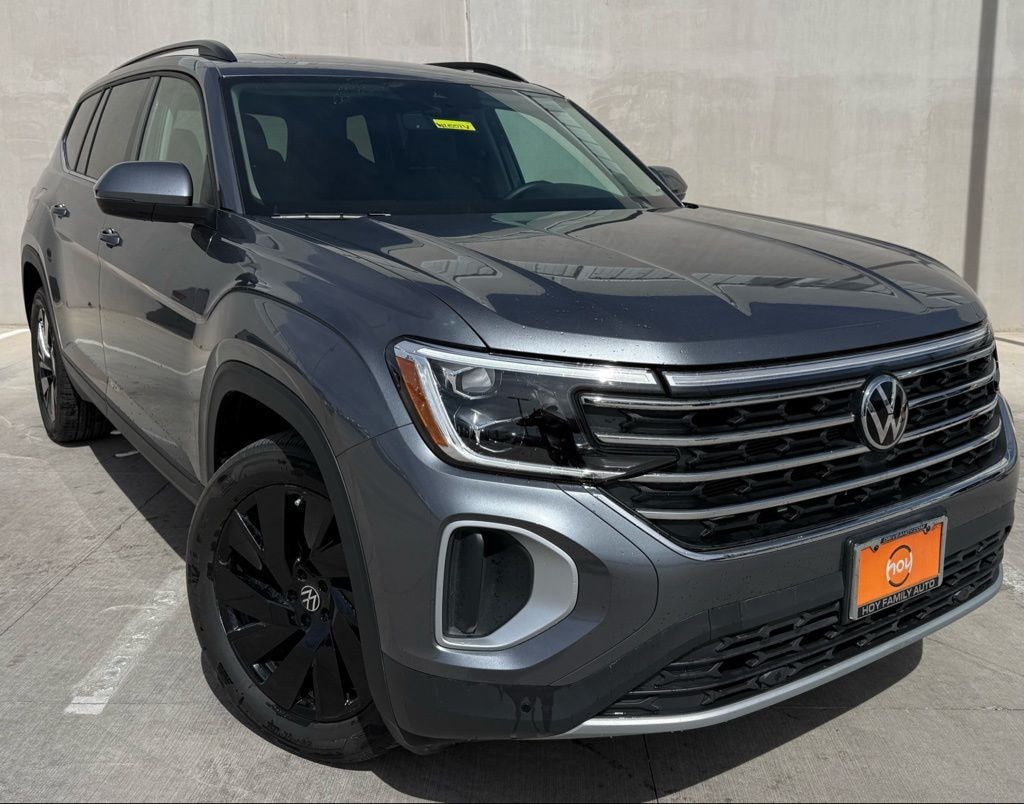 Certified 2025 Volkswagen Atlas 2.0T SE w/Technology SUV