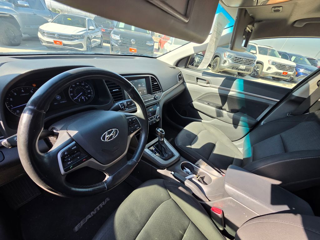 2017 Hyundai Elantra Value Edition - Photo 12