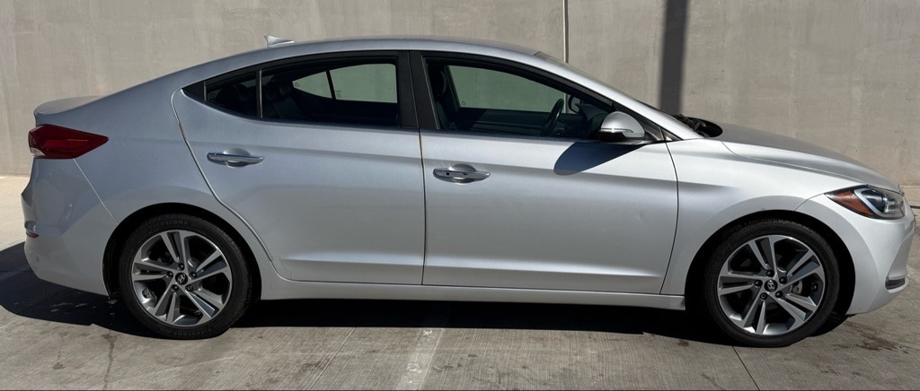 Used 2017 Hyundai Elantra Limited w/PZEV Sedan