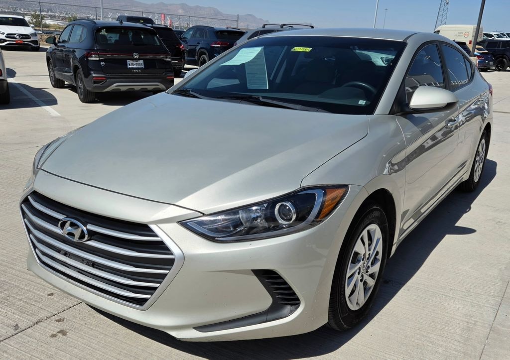 Used 2018 Hyundai Elantra SE Sedan