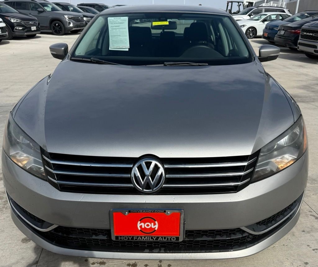 Used 2013 Volkswagen Passat 2.5L Sedan