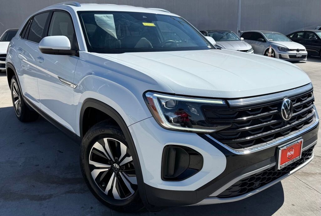 Used 2024 Volkswagen Atlas Cross Sport 2.0T SE SUV