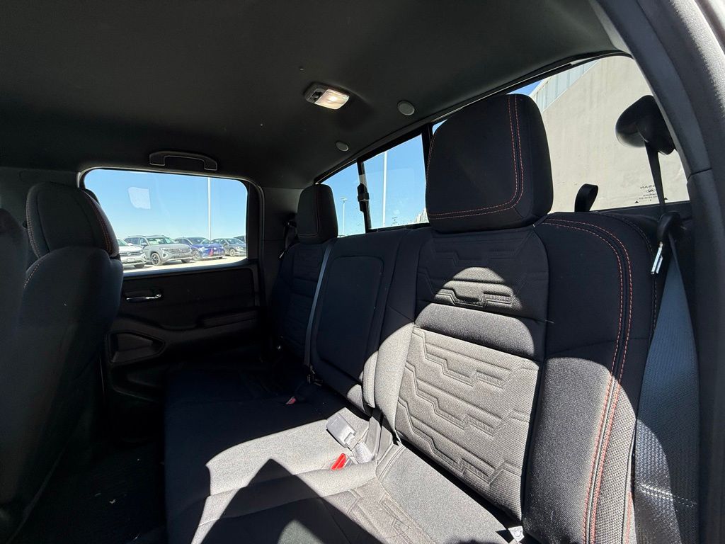 2025 Nissan Frontier PRO-X - Photo 21