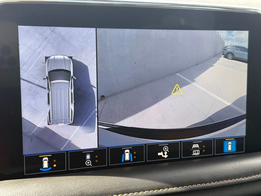 2021 GMC Yukon AT4 - Photo 20