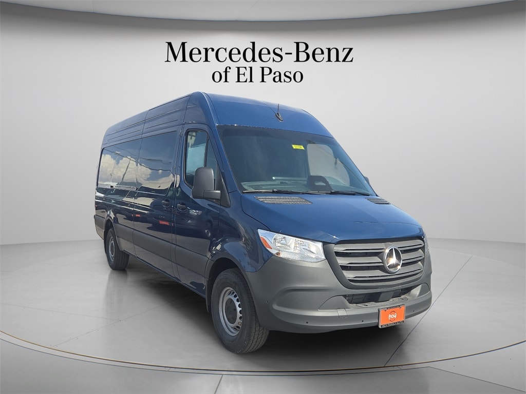 2025 Mercedes-Benz Sprinter Cargo Van Base's photo