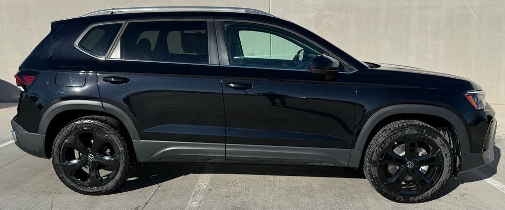 Certified 2025 Volkswagen Taos 1.5T SEL SUV