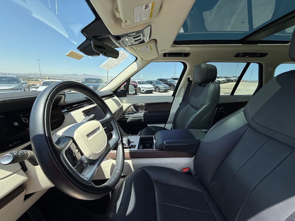 2024 Land Rover Range Rover SE - Photo 14