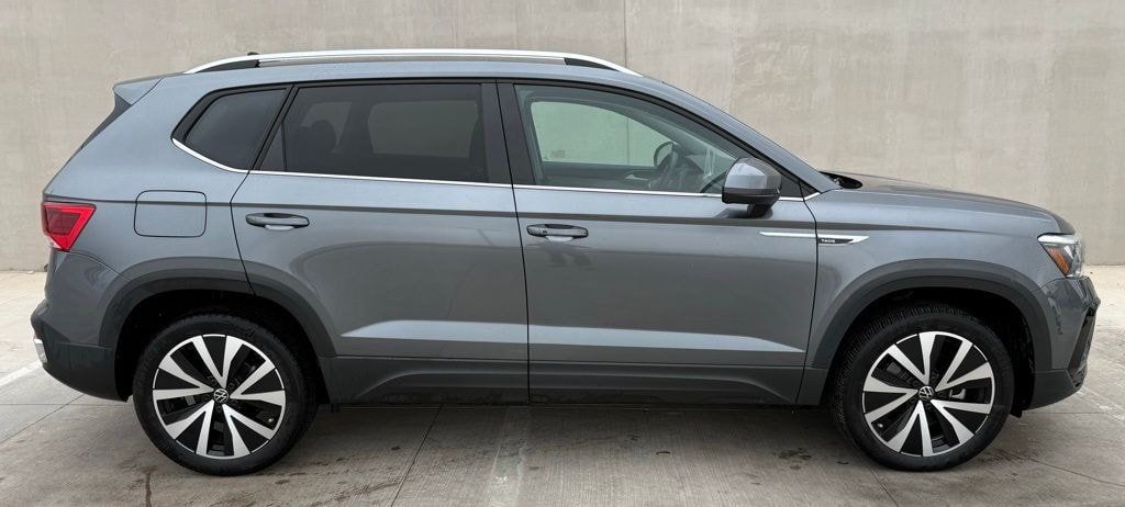 Certified 2024 Volkswagen Taos 1.5T SE SUV