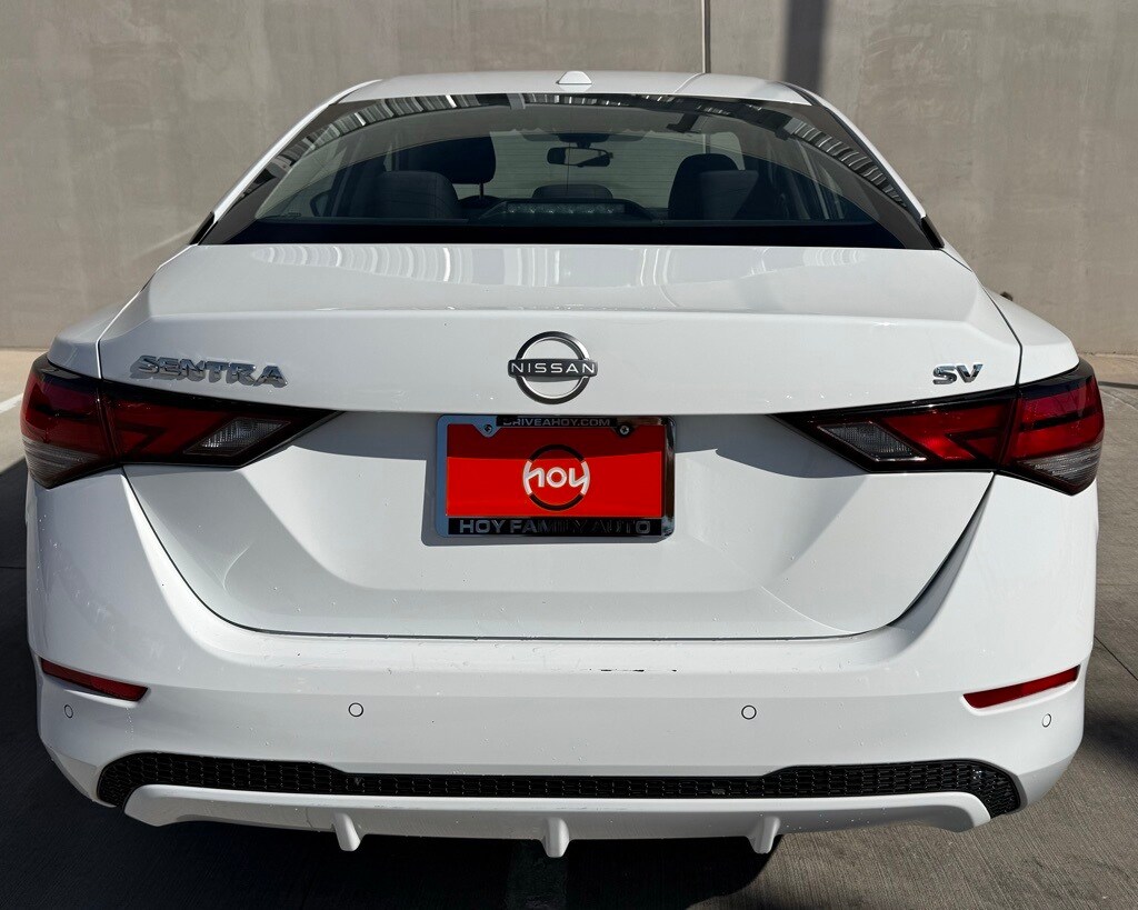 2024 Nissan Sentra SV photo 3
