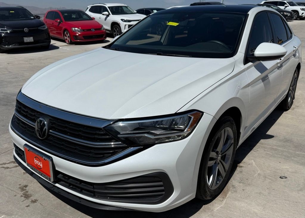 Used 2024 Volkswagen Jetta 1.5T SE Sedan