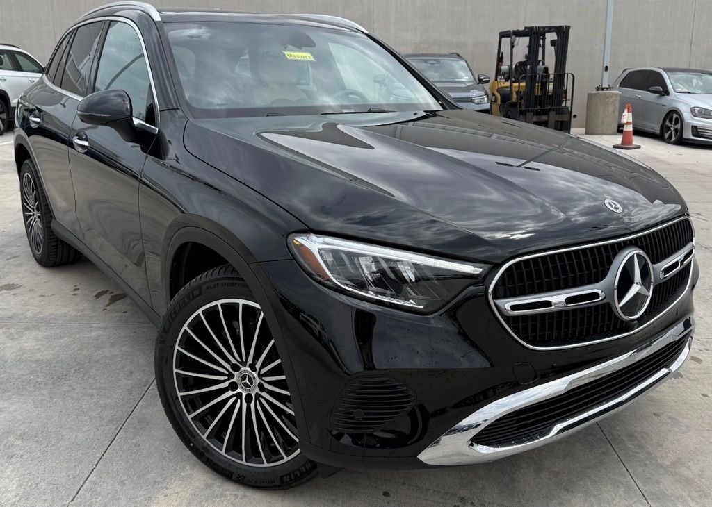  Mercedes-Benz GLC