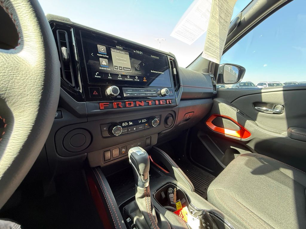 2025 Nissan Frontier PRO-X - Photo 14