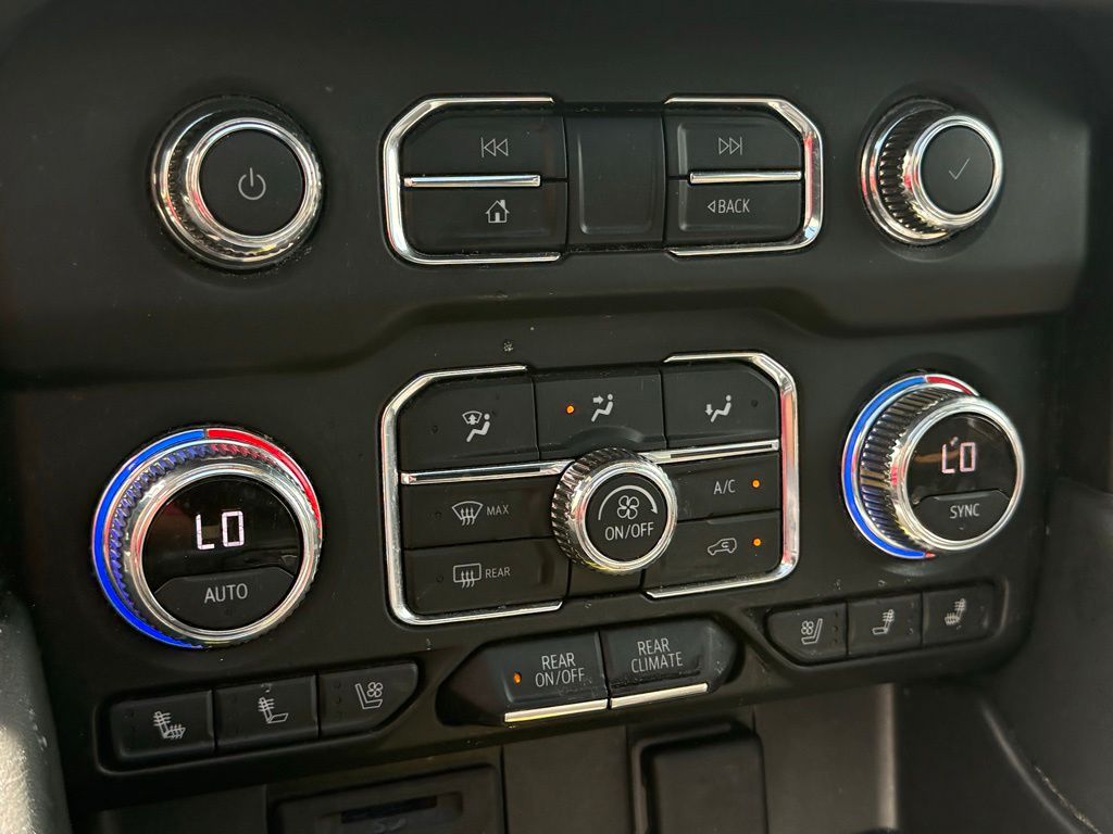 2021 GMC Yukon AT4 - Photo 23