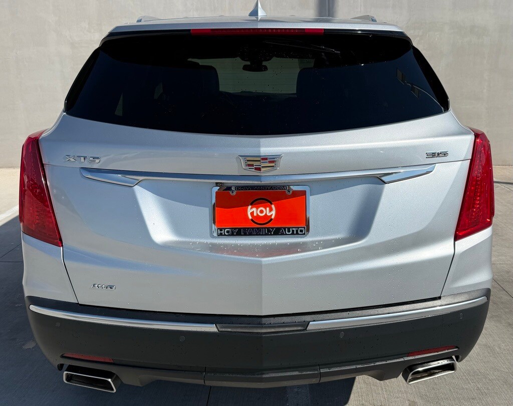 2018 Cadillac XT5 Premium Luxury photo 3