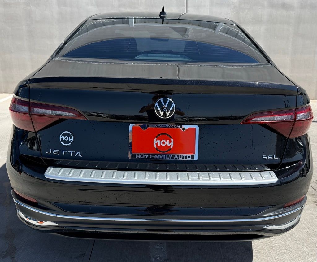 Used 2024 Volkswagen Jetta 1.5T SEL Sedan