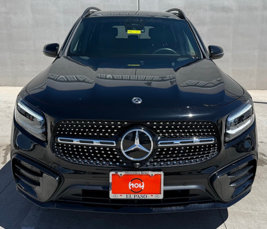 2024 Mercedes Benz GLB 250 4MATIC photo 2