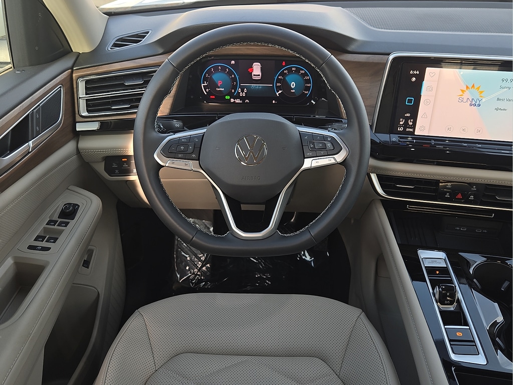 2026 Volkswagen Atlas SE w/Tech - Photo 13