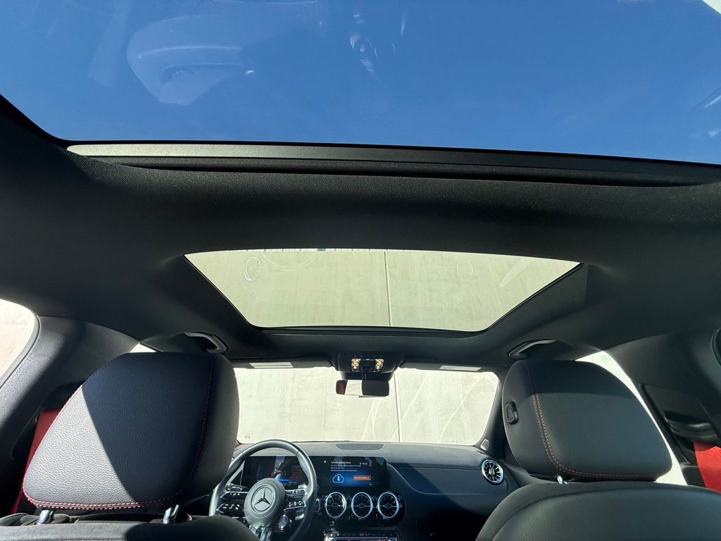 2025 Mercedes-Benz GLA GLA35 AMG - Photo 13