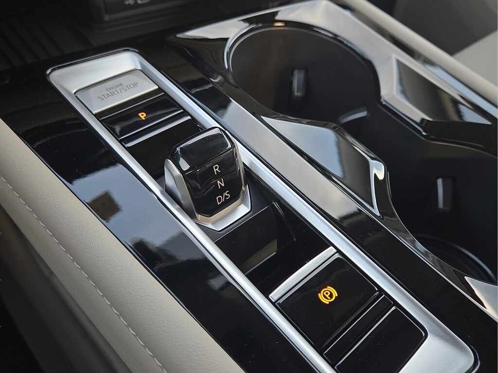 2026 Volkswagen Atlas SE w/Tech - Photo 23