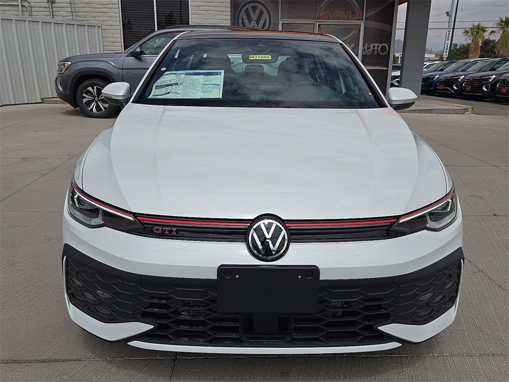2025 Volkswagen Golf GTI SE photo 3