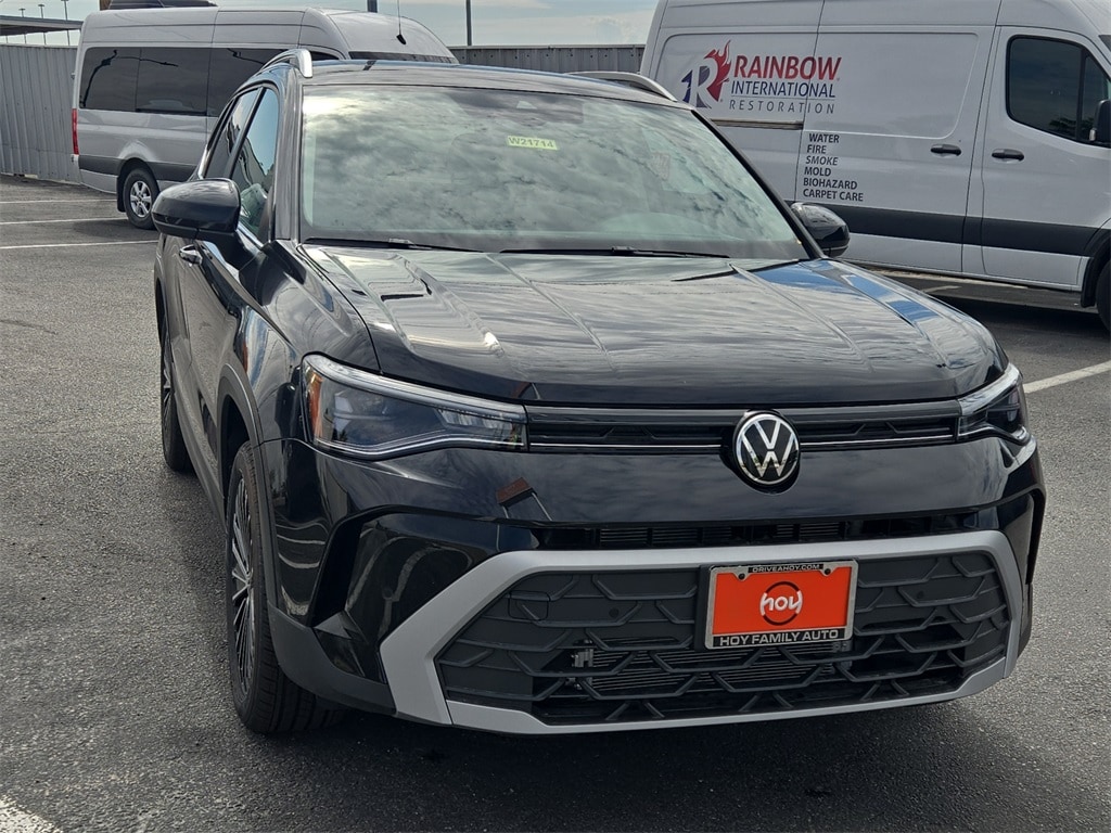 New 2025 Volkswagen Taos 1.5T SE SUV