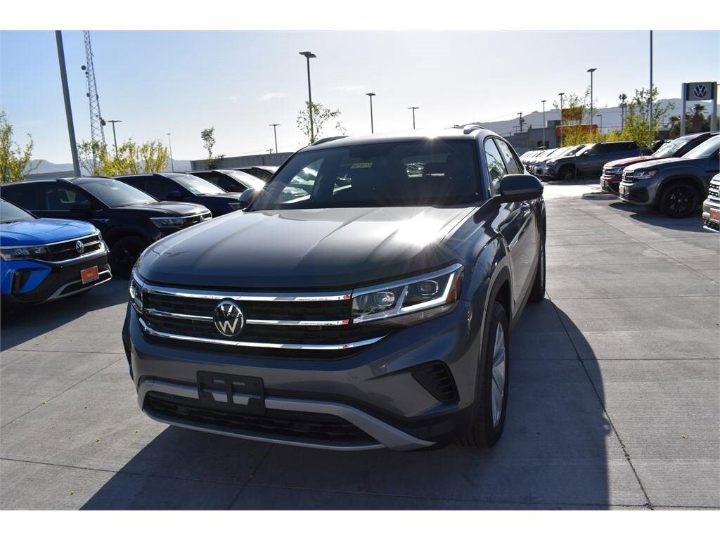 New 2023 Volkswagen Atlas Cross Sport 3.6L V6 SE w/Technology SUV