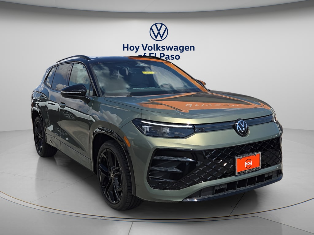 New 2026 Volkswagen Tiguan SE R-Line Black SUV