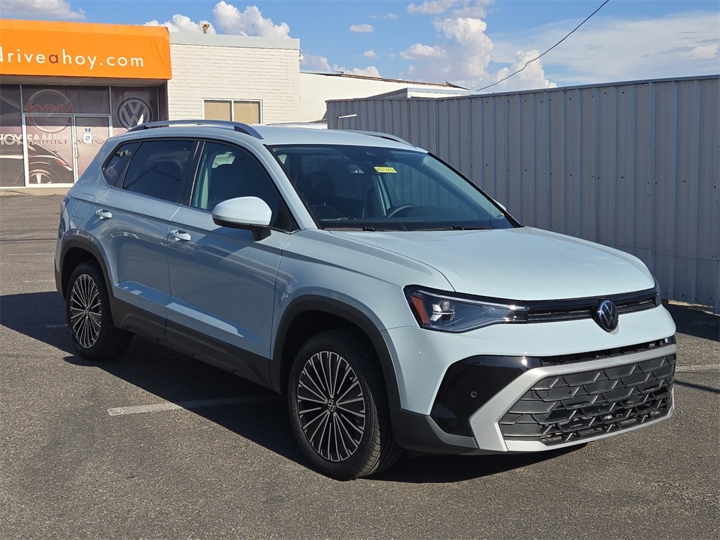 New 2025 Volkswagen Taos 1.5T SE SUV