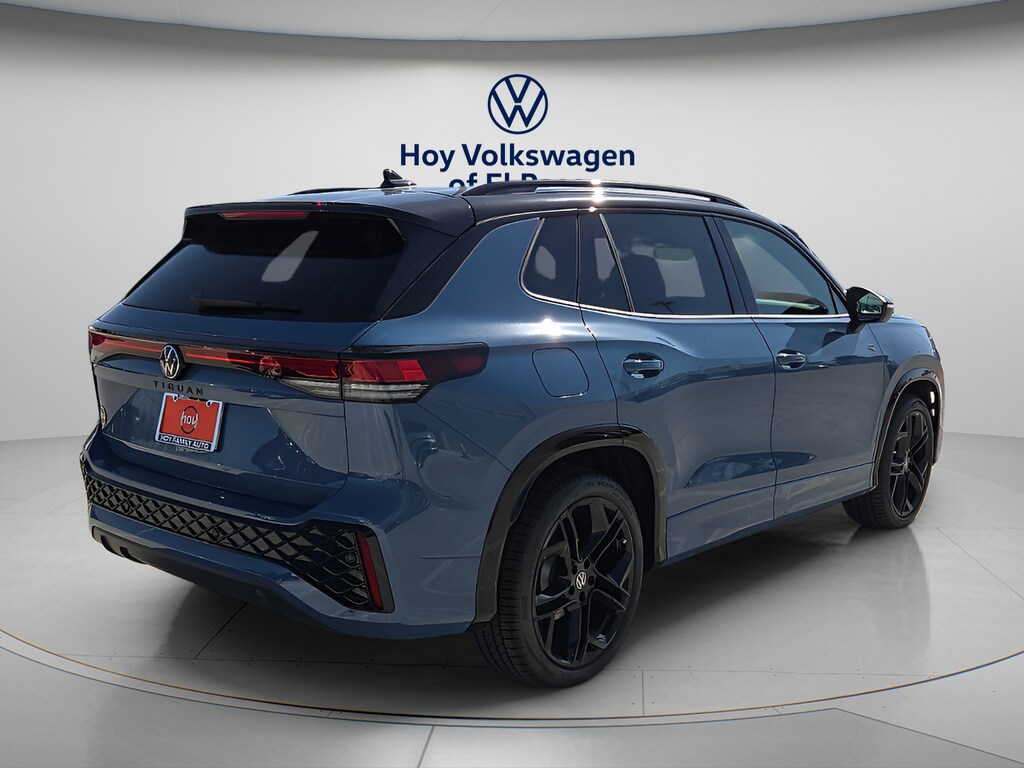 New 2026 Volkswagen Tiguan 2.0T SE R-Line Black SUV