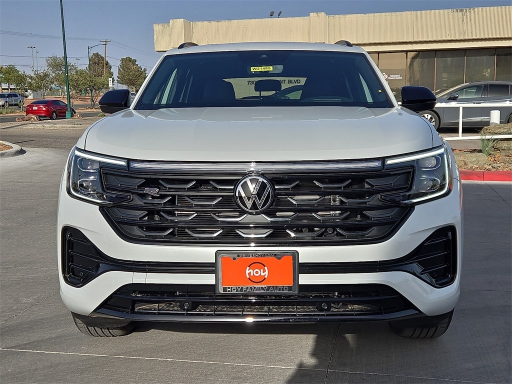 New 2025 Volkswagen Atlas Cross Sport 2.0T SEL R-Line Black SUV