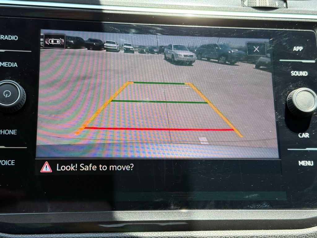 2023 Volkswagen Tiguan SE - Photo 16