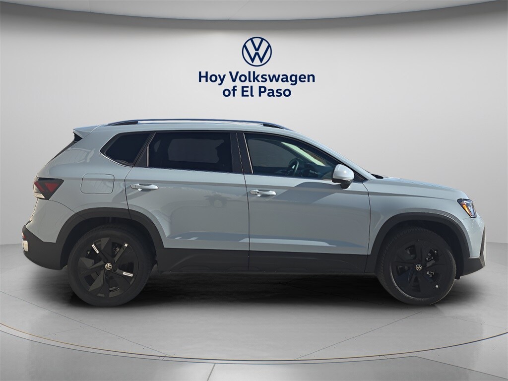 New 2026 Volkswagen Taos 1.5T SE SUV