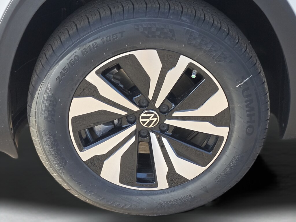 2026 Volkswagen Atlas SE - Photo 8