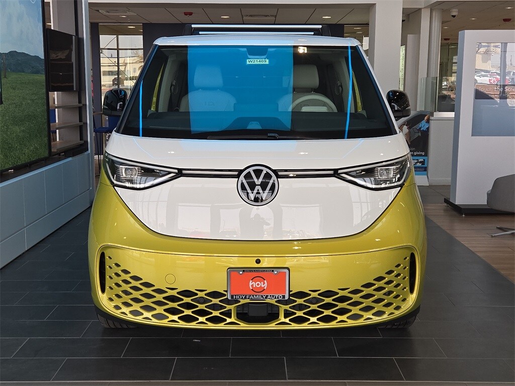 2025 Volkswagen ID. Buzz photo 2