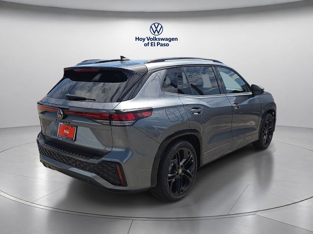New 2026 Volkswagen Tiguan SE R-Line Black SUV