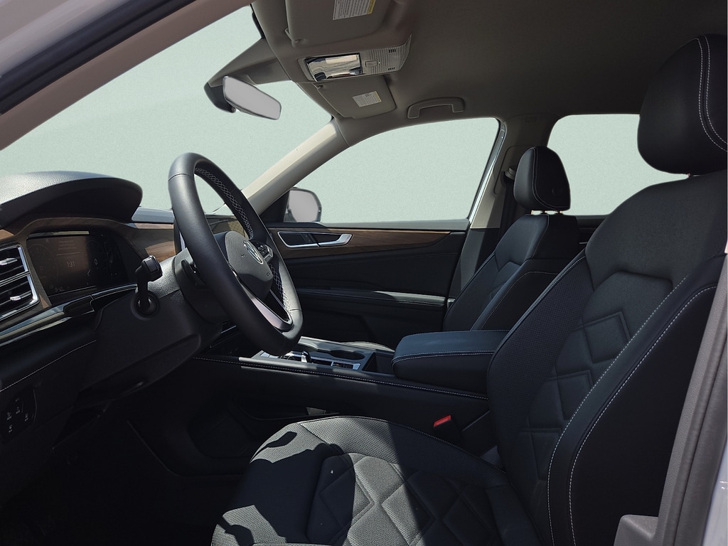 2026 Volkswagen Atlas SE - Photo 16