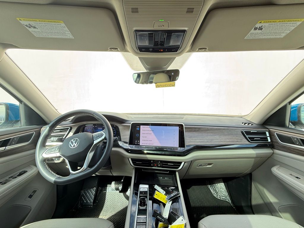 2025 Volkswagen Atlas SEL - Photo 11
