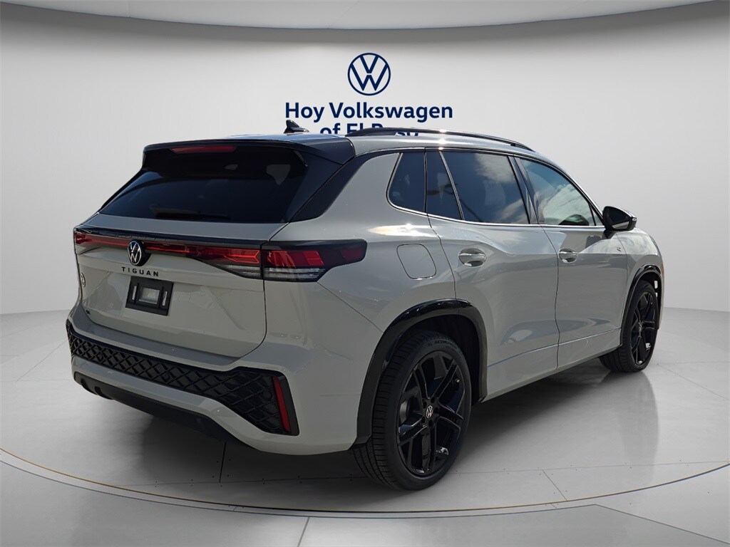 New 2026 Volkswagen Tiguan 2.0T SE R-Line Black SUV