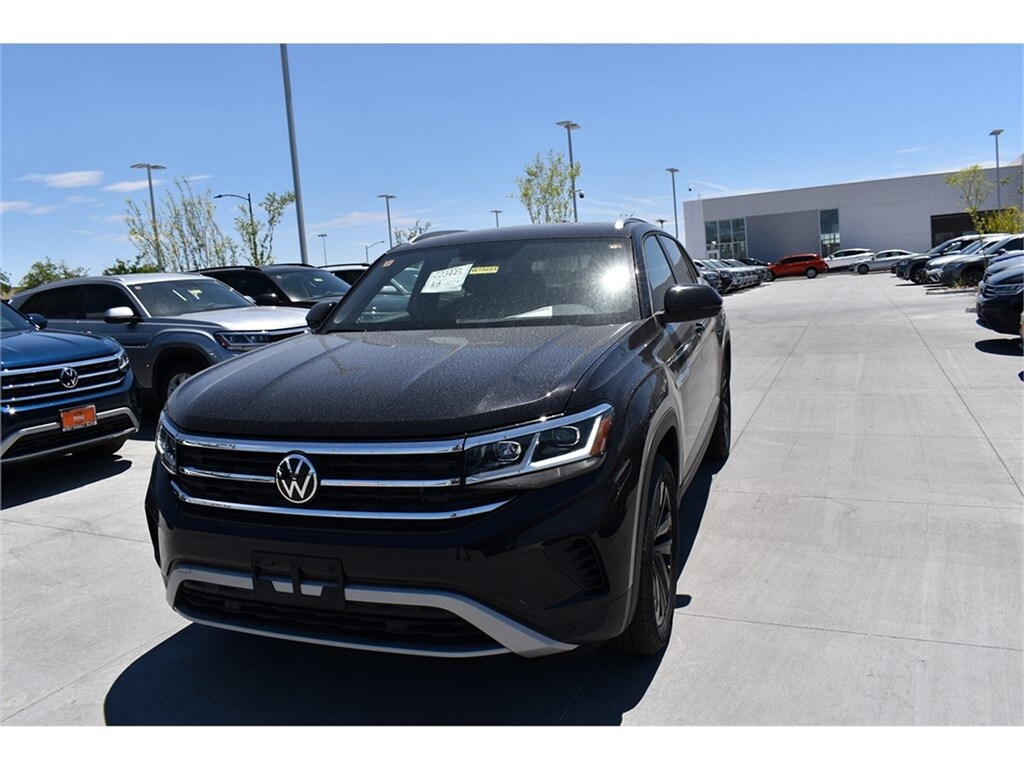 New 2023 Volkswagen Atlas Cross Sport 3.6L V6 SE w/Technology SUV