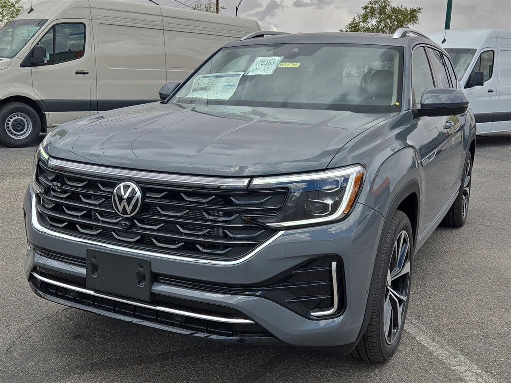 New 2025 Volkswagen Atlas 2.0T SEL Premium R-Line SUV