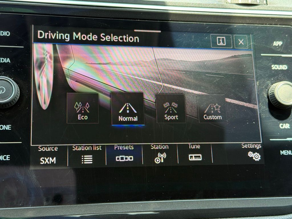 2023 Volkswagen Tiguan SE - Photo 20